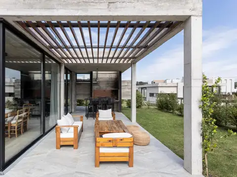 Casa en Rumencó Joven