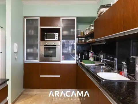Azcuenaga 169