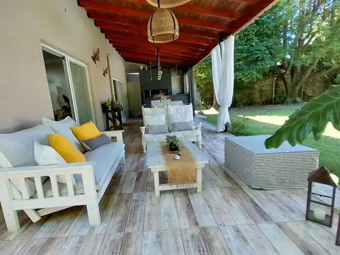 Casa en Venta en Benavidez, USD 278.000