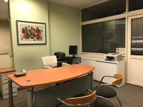 Oficina en Alquiler 60 años