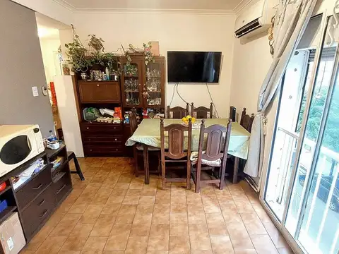 DEPARTAMENTO 2 AMBIENTES EN VENTA FLORES LUMINOSO