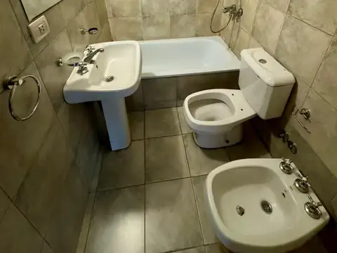 Departamento en Alquiler en Martin, $ 350.000