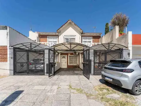 Depto Tipo Casa en Venta en Villa Raffo, USD 139.000