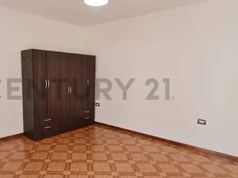 Depto Tipo Casa en Venta en Villa Sarmiento, USD 37.000