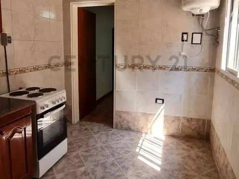 Depto Tipo Casa en Venta en Villa Sarmiento, USD 37.000
