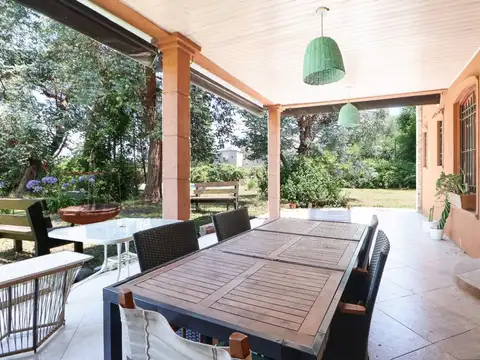 VENTA CASA 4 AMB PILETA EL CAZADOR ESCOBAR 2 LOTES