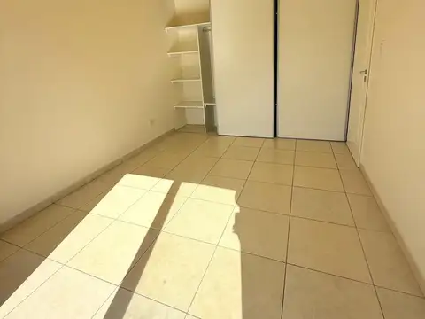 Departamento 5 ambientes con 1 baño