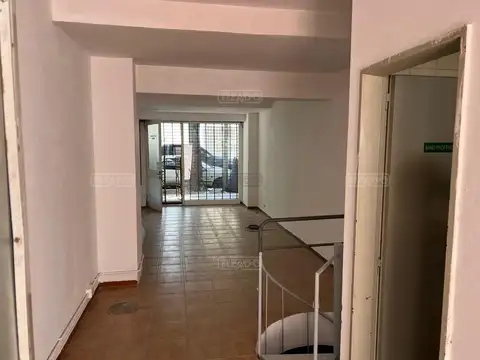 Local en Alquiler en Florida Mitre/Este, $ 650.000