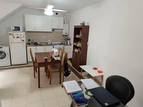 Depto Tipo Casa en Venta en Abasto, USD 64.500