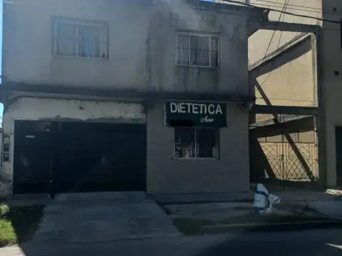 José Hernández 800