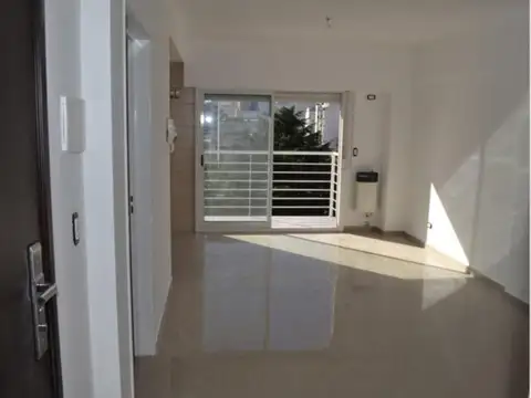 Avenida San Pedrito 300, Piso 5°
