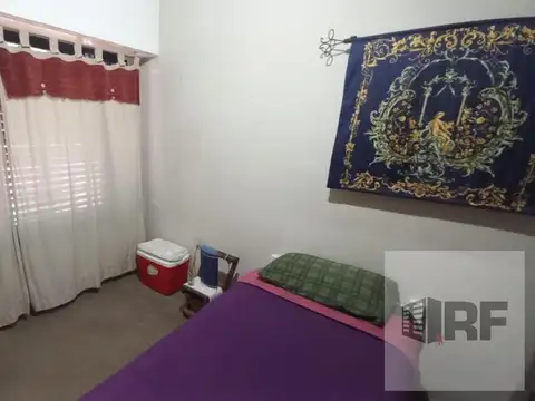 Casa 5 ambientes con 1 baño