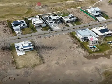 Terreno - Venta - Argentina, Plottier - Avenida Plottier 1000