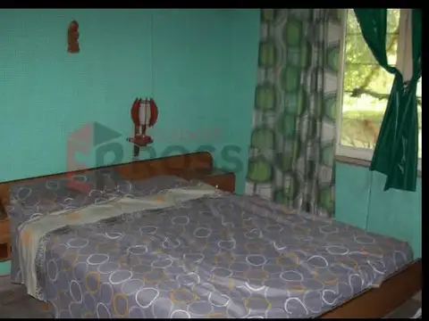 Casa 2 ambientes con 1 baño