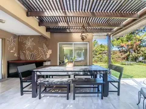 Casa en Venta de 5 dormitorios