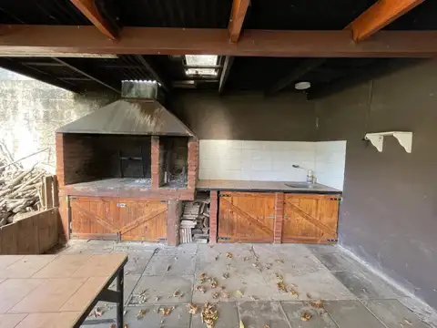 CASA QUINTA - LA PLATA