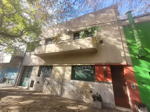 PH en PB con cochera y patio