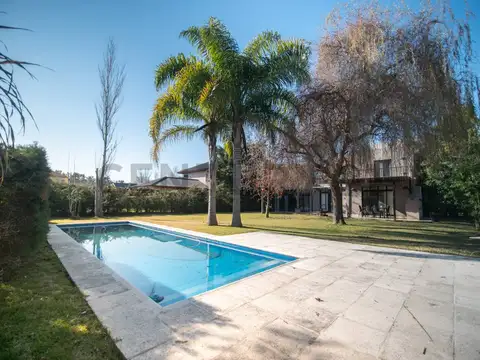 COUNTRY FINCAS DE IRAOLA CASA EN VENTA