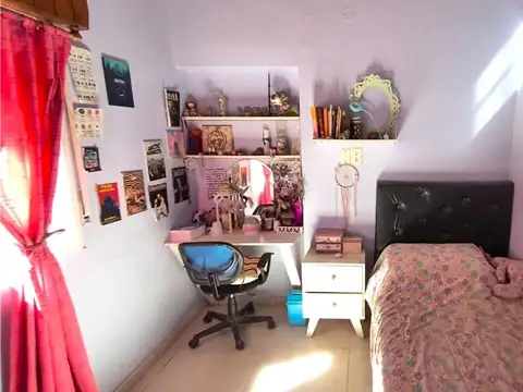 Casa 5 ambientes con 2 baños