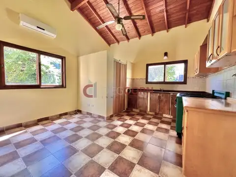Casa 3 ambientes con 2 baños