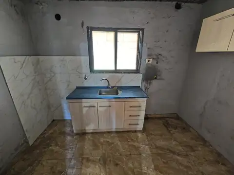 Casa en Venta en González Catan Centro, USD 65.000
