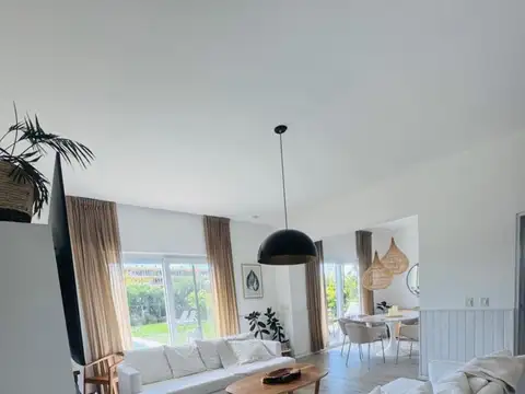 av de los lagos 1600