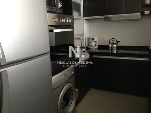 Departamento en alquiler en zona privilegiada.