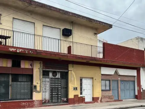 Chile al 300. Venta casa. Villa Sarmiento