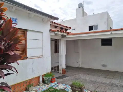 Dean Funes  al 1800