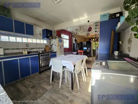 VENTA CASA 3 AMB, CON JARDIN, ITUZAINGO