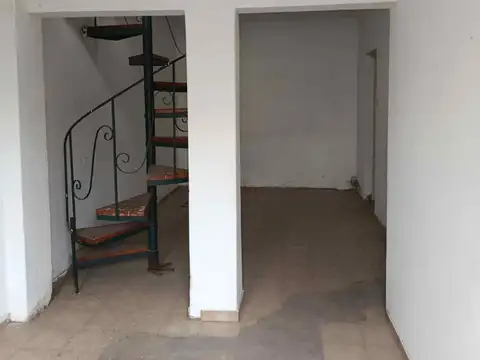 VENTA PH DE TRES DORM BARRIO TRIANGULO