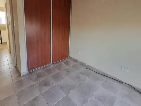 Departamento en Alquiler en Arroyito, $ 650.000