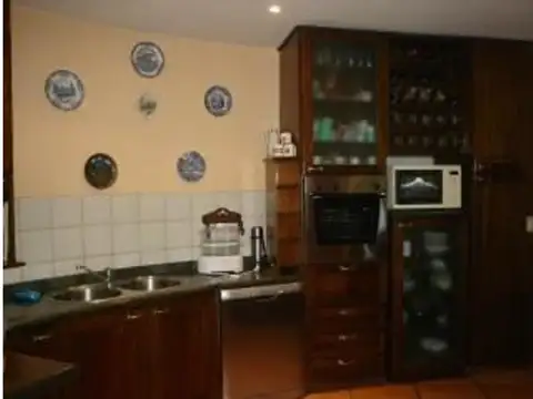 Casa en Alquiler Temporal en Barrio Parque Leloir, USD 4.000