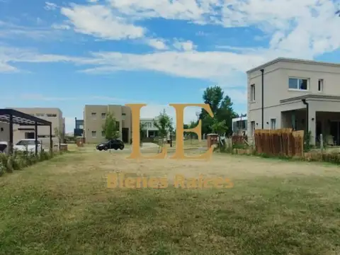 VENTA LOTE EN PILAR DEL ESTE