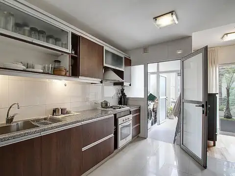 Departamento en Alquiler con 1 cocheras