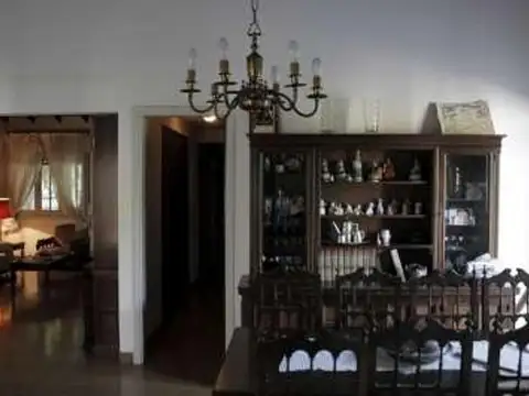 Hermoso chalet en el centro de Marcos Paz