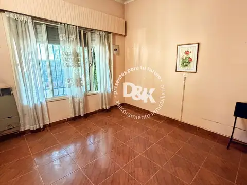 Depto Tipo Casa en Venta con 1 cocheras