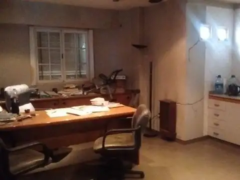 Galpon en Venta 63  mts Fondo