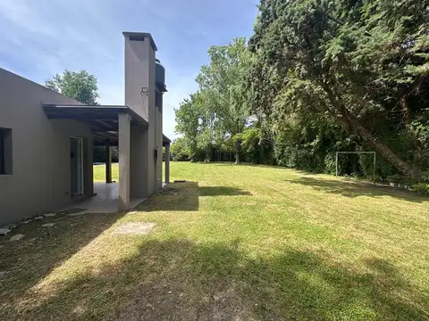 VENTA CASA 4 AMBIENTES SANTA BRIGIDA LOS CARDALES