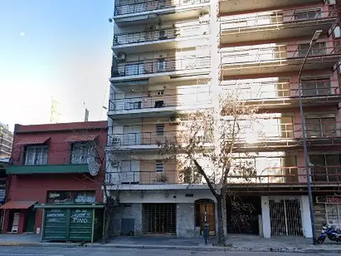 Departamento de 2AMB lateral  Monroe y Balbin  