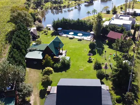 Quinta en Venta en Oliveros, USD 400.000