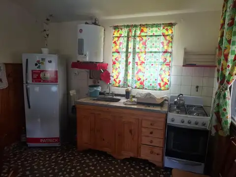 Casa 3 ambientes con 1 baño