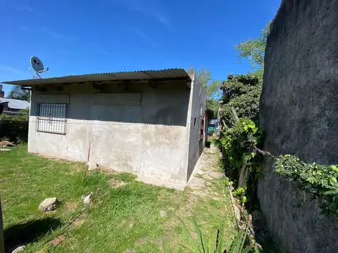 Casa 3 ambientes con 1 baño