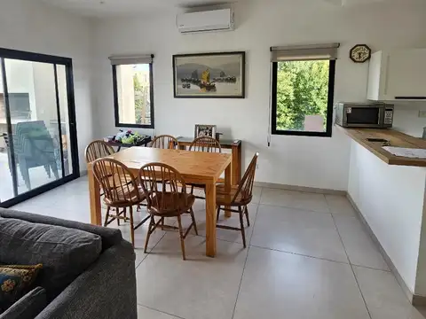 Casa en Alquiler de 3 dormitorios