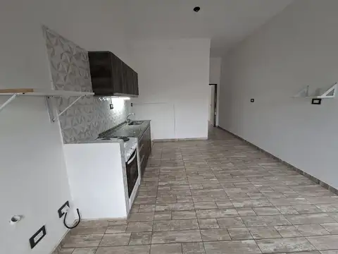 Casa 2 ambientes con 1 baño