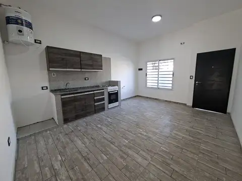 Casa en Alquiler en San Antonio de Padua, $ 600.000