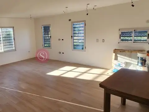 Casa 3 ambientes con 1 baño