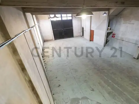 Pastor Luna 7700, Piso 0