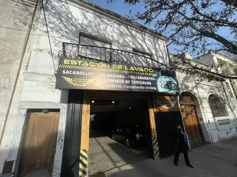 Depósito en venta - 525 mts2 - La Plata