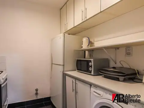 Marcelo Torcuato De Alvear 800